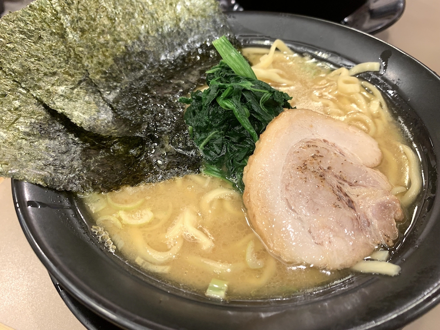 横浜家系ラーメン 武骨家 ドーム前店 【カロリーゲット】東京食いしん坊グルメ